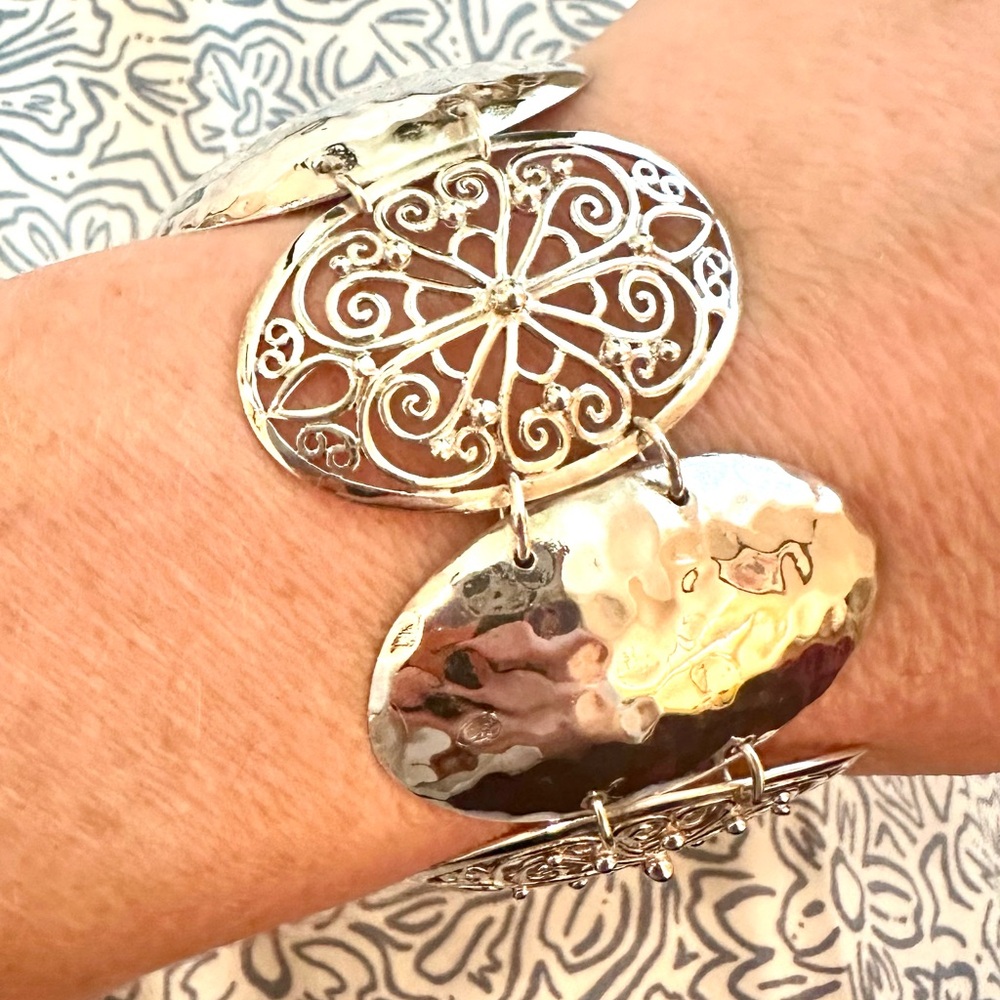 Elegant Sterling Silver Filigree Bracelet - Southern Gates